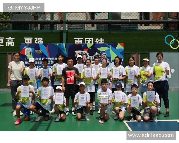 祝铭震的奋斗之路与音乐梦想的追求与坚持